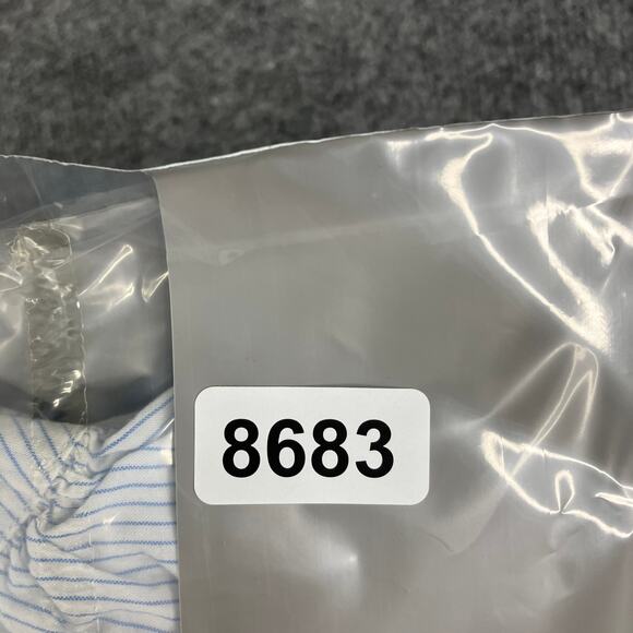 Uniqlo Kids Striped Button-Down Shirt Size 11-12 Blue White Lightweight Top - Picture 7 of 7